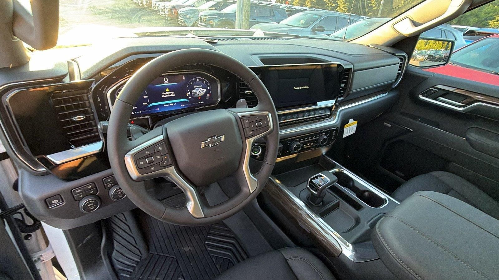 New 2026 Chevrolet Silverado 1500 RST w/ RST All Star Premium Package AWD/4WD image 4