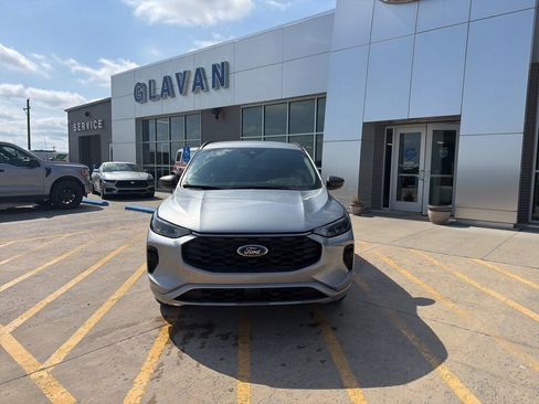 Used 2024 Ford Escape ST-Line w/ Equipment Group 301A FWD image 2