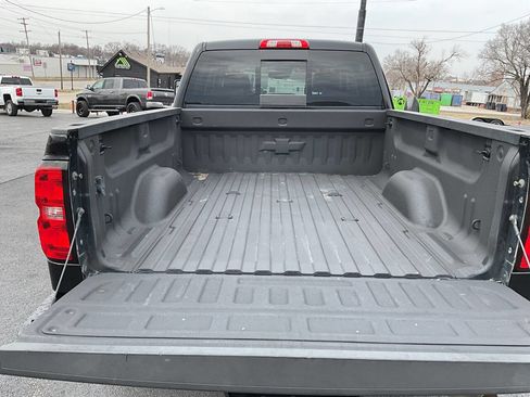 Used 2017 Chevrolet Silverado 3500 High Country w/ Duramax Plus Package image 18