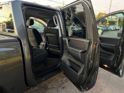 Used 2008 Nissan Titan SE image 15