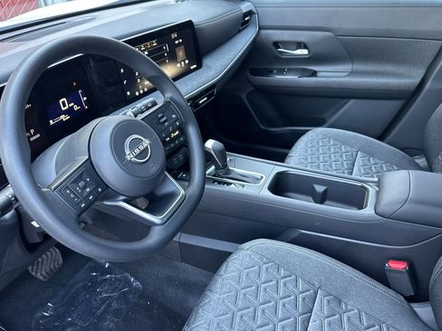 New 2026 Nissan Kicks SV image 10