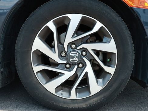 Used 2016 Honda Civic EX image 6
