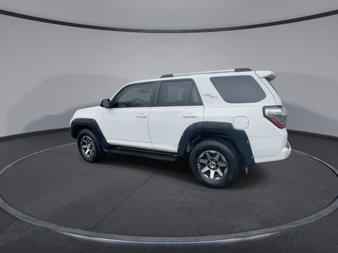 Used 2018 Toyota 4Runner TRD Off-Road Premium image 10