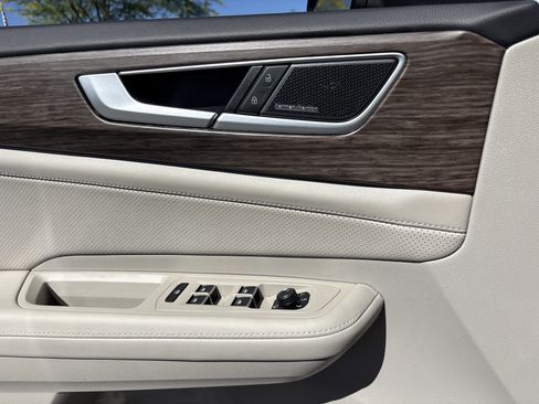 Used 2026 Volkswagen Atlas SEL Premium R-Line image 20