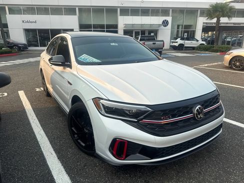 Certified 2023 Volkswagen Jetta GLI Autobahn FWD image 1