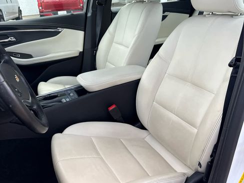 Used 2019 Chevrolet Impala LT w/ LT Leather Package image 11