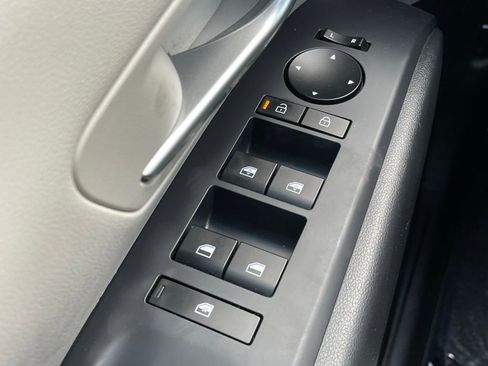 Used 2025 Hyundai Tucson SEL FWD image 12