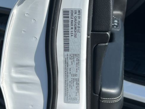 Used 2021 Jeep Grand Cherokee Freedom Edition image 29