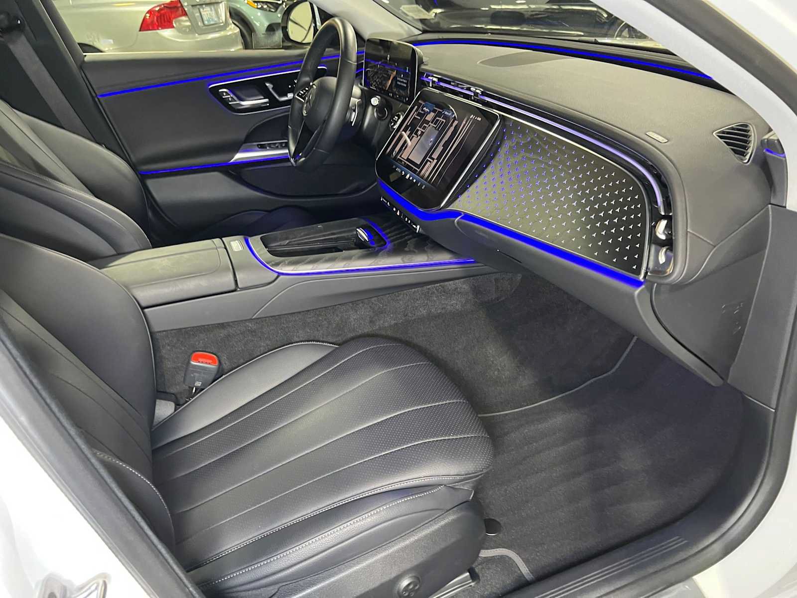 Used 2026 Mercedes-Benz E 350 4MATIC Sedan image 11