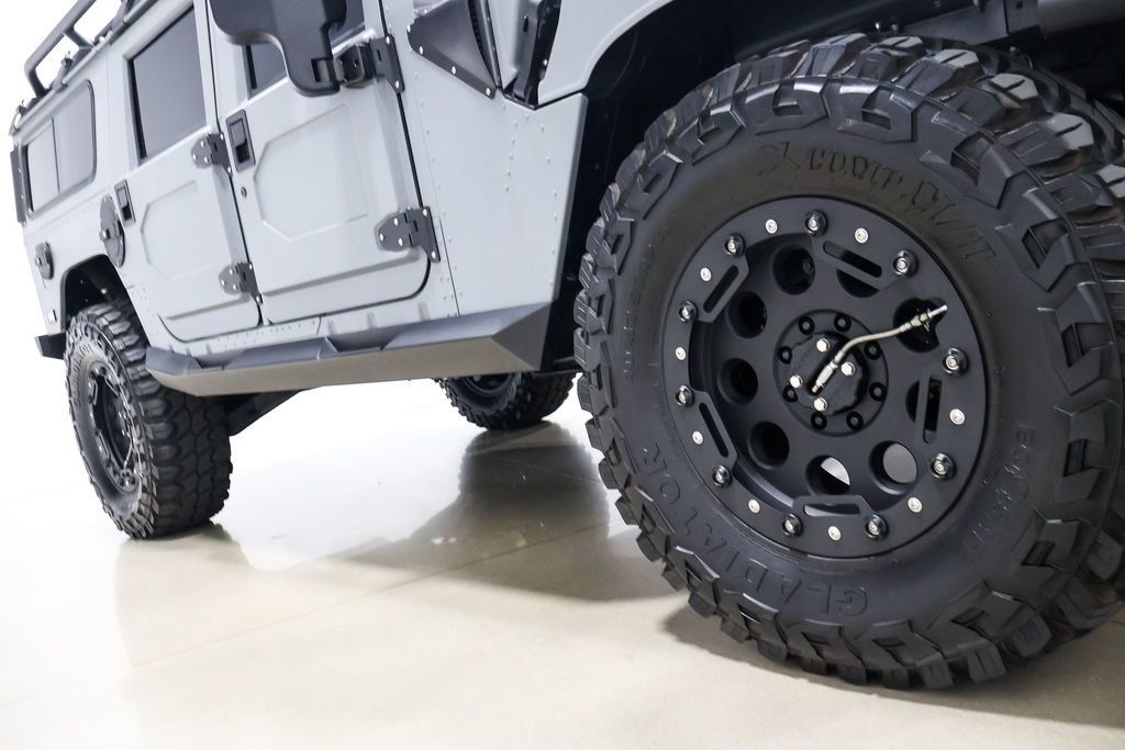 Used 2003 HUMMER H1 4-Door Wagon AWD/4WD image 24