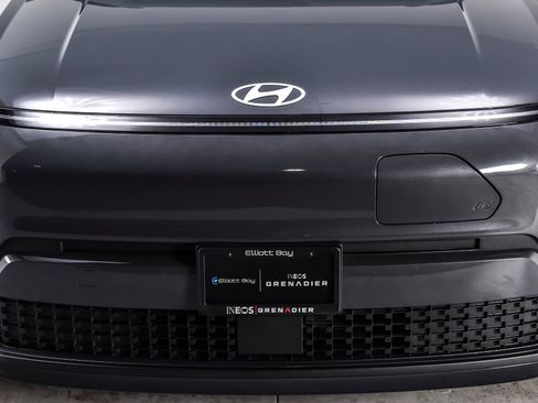 Used 2024 Hyundai Kona SEL FWD image 9