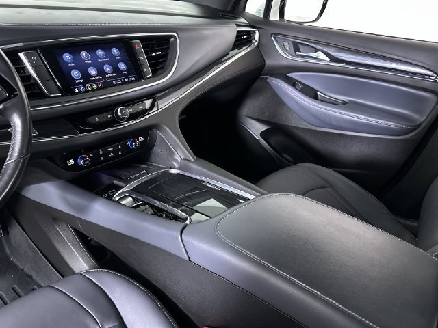 Used 2023 Buick Enclave Essence FWD image 36