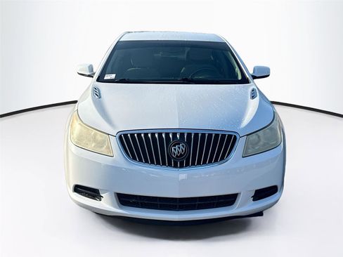 Used 2013 Buick LaCrosse image 2