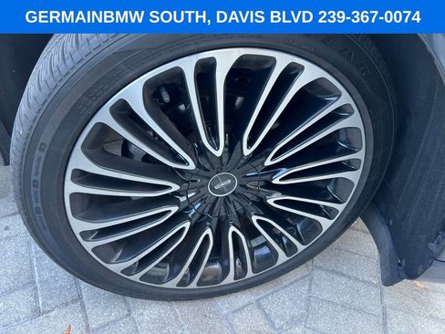 Used 2023 Lincoln Aviator Black Label w/ Dynamic Handling Package AWD/4WD image 23