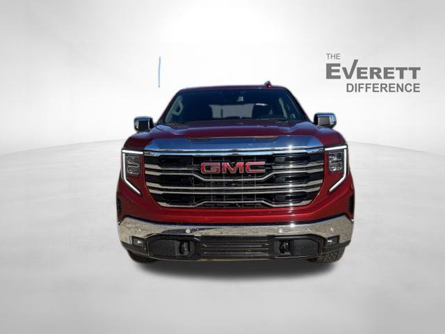 Used 2024 GMC Sierra 1500 SLT w/ SLT Premium Plus Package AWD/4WD image 2