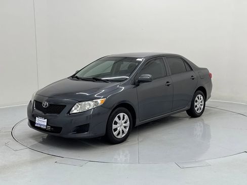 Used 2009 Toyota Corolla image 2