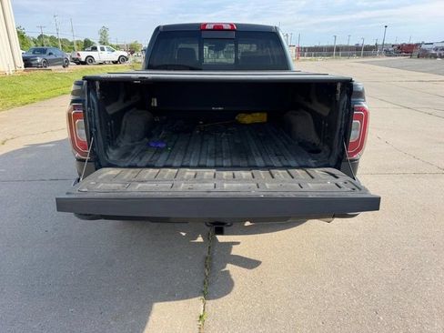 Used 2018 GMC Sierra 1500 Denali w/ Denali Ultimate Package AWD/4WD image 5