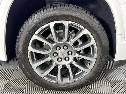 Used 2023 GMC Acadia Denali AWD/4WD image 31