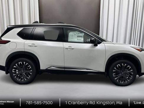 New 2026 Nissan Rogue Platinum AWD/4WD image 4