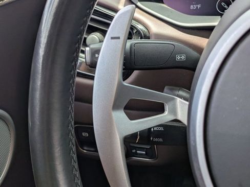 Used 2021 Aston Martin V8 Vantage Roadster image 11