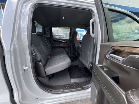 Certified 2024 Chevrolet Silverado 1500 LT AWD/4WD image 26