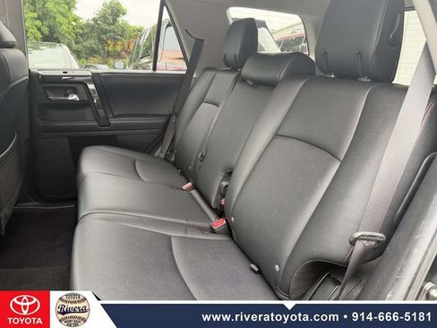 Used 2019 Toyota 4Runner TRD Off-Road Premium AWD/4WD image 16