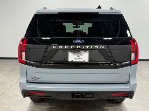 New 2025 Ford Expedition Max Active image 10