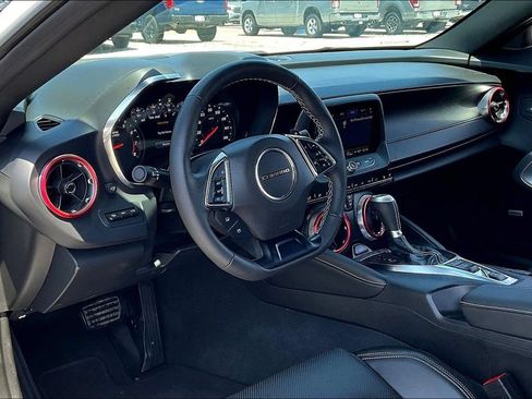 Used 2024 Chevrolet Camaro LT RWD image 8