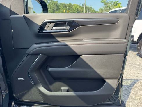 Used 2026 Chevrolet Tahoe RST w/ Comfort Package RWD image 33