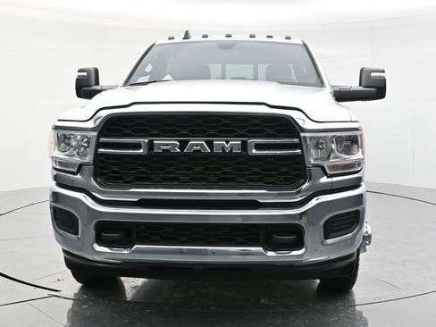 Used 2024 RAM 3500 Tradesman w/ Chrome Appearance Group image 2