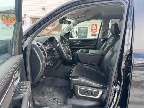 Used 2022 RAM 1500 Laramie image 12