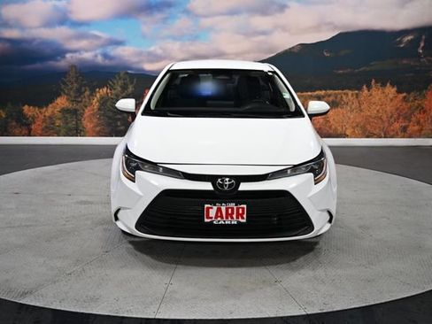 Used 2023 Toyota Corolla LE image 3