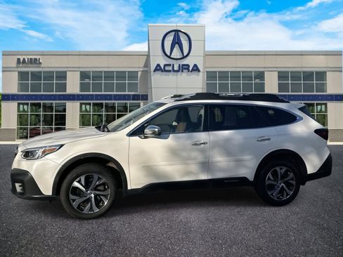 Used 2022 Subaru Outback Touring XT image 2