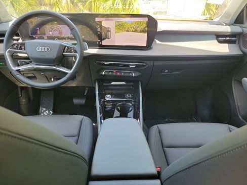 New 2026 Audi Q3 quattro 2.0T AWD/4WD image 14