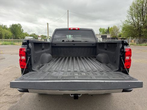 Used 2018 Chevrolet Silverado 1500 LT w/ All Star Edition AWD/4WD image 9