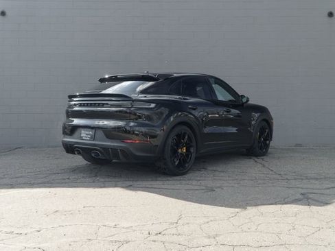Certified 2024 Porsche Cayenne Turbo GT AWD/4WD image 7