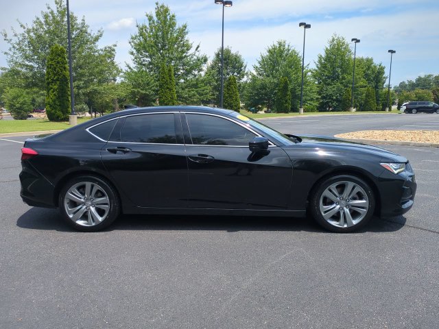 Used 2023 Acura TLX w/ Advance Package AWD/4WD image 3