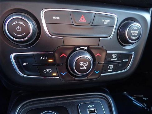 Used 2019 Jeep Compass Trailhawk AWD/4WD image 21