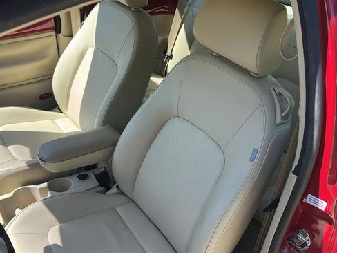 Used 2008 Volkswagen Beetle S FWD image 35