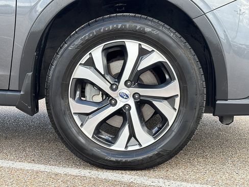Used 2021 Subaru Outback Touring w/ Popular Package #2 AWD/4WD image 10