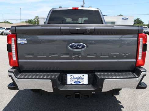 New 2026 Ford F250 Lariat AWD/4WD image 7