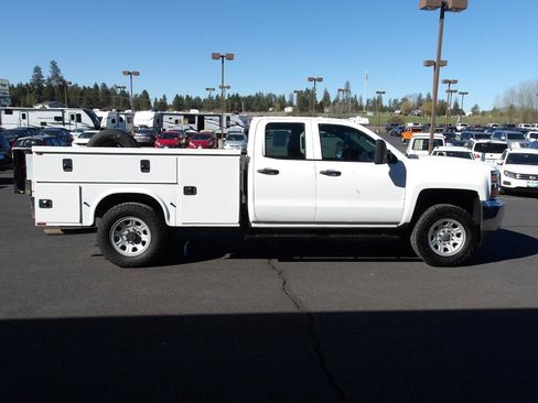 Used 2015 Chevrolet Silverado 3500 W/T AWD/4WD image 6