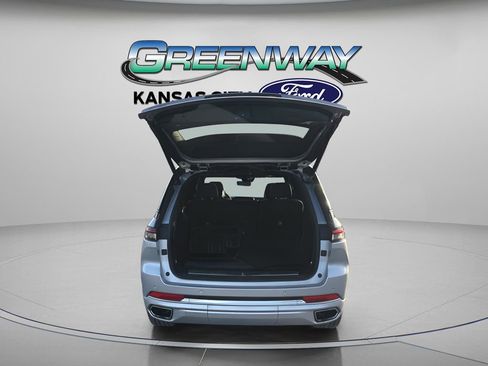 Used 2022 Jeep Grand Cherokee Summit w/ Advanced Protech Group IV image 7