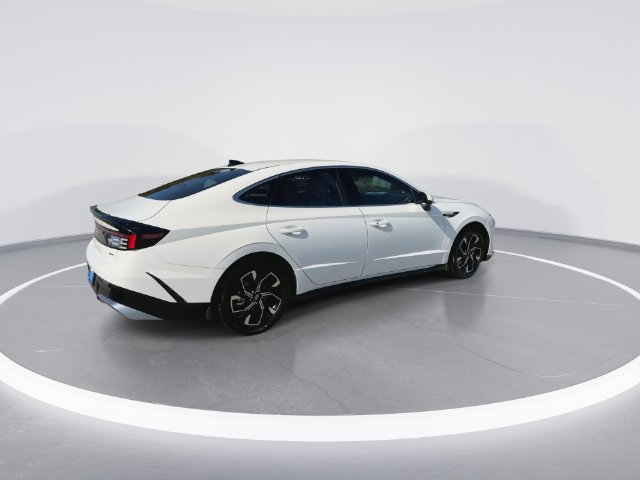 Certified 2025 Hyundai Sonata SEL AWD/4WD image 8