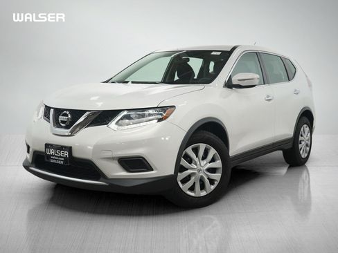 Used 2014 Nissan Rogue S FWD image 1