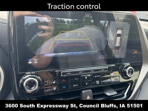 Used 2020 Toyota Highlander Limited w/ Protection Package #3 AWD/4WD image 22
