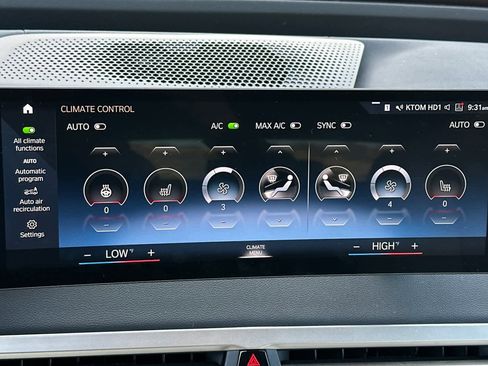 Certified 2023 BMW iX xDrive50 w/ Premium Package image 25