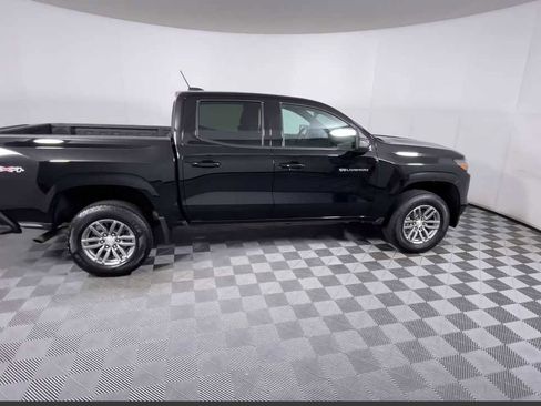 Certified 2023 Chevrolet Colorado LT w/ LT Convenience Package image 18