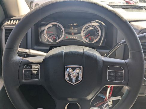 Used 2016 RAM 3500 Tradesman w/ Chrome Appearance Group image 28