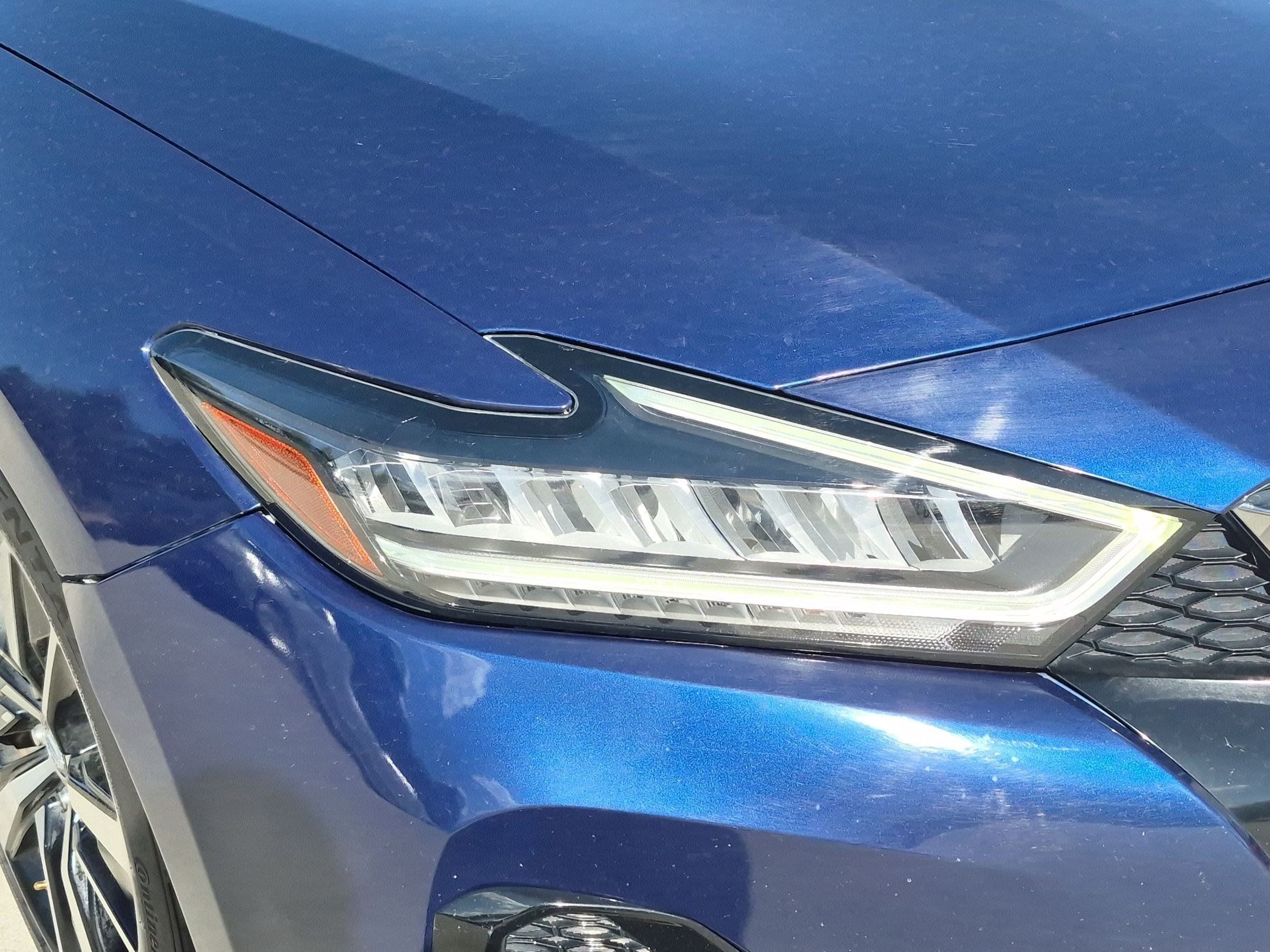 Used 2022 Nissan Maxima SV w/ Floor Mat Group FWD image 11